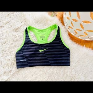 Nike Sports Bra XS